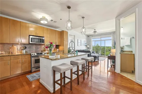 711 Cosmopolitan Drive NE Unit 523, Atlanta, GA 30324 - MLS#: 7546733
