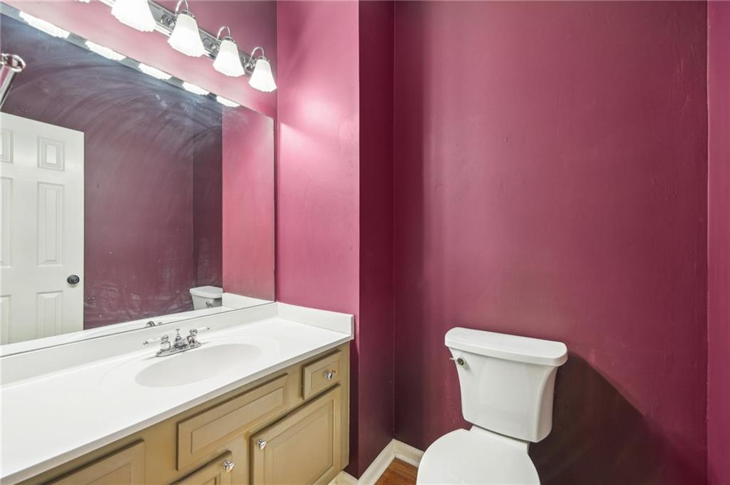 171 Riverview Trail, Roswell, Georgia image 16