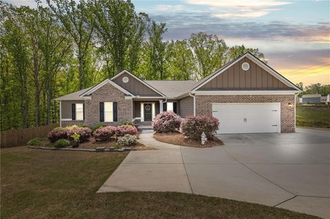 321 McMillian Court Winder GA 30680