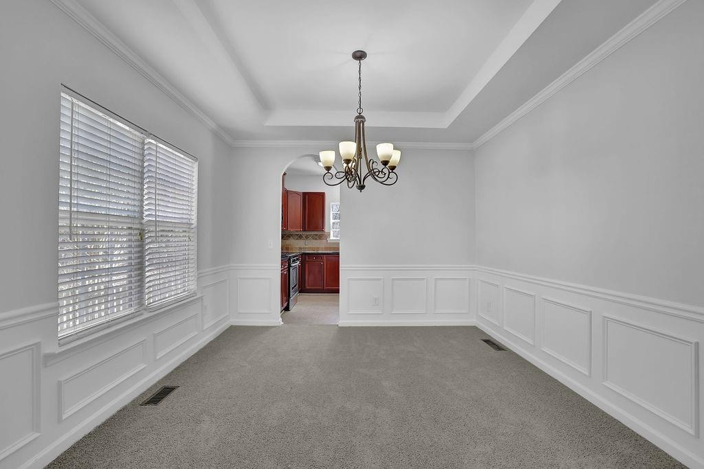 6640 Grove Crossing Court, Cumming, Georgia image 7