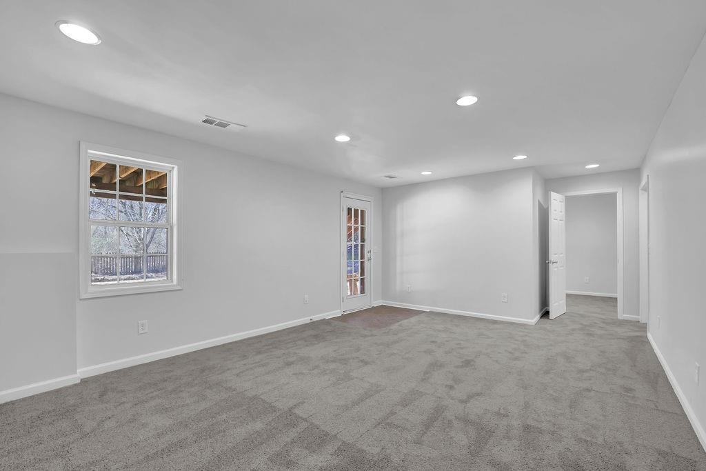 6640 Grove Crossing Court, Cumming, Georgia image 32