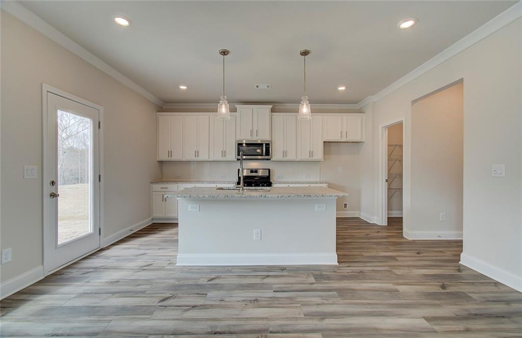 422 Westmarch Circle, Loganville, Georgia image 11