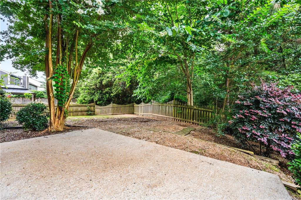 BROOKSHIRE - Residential