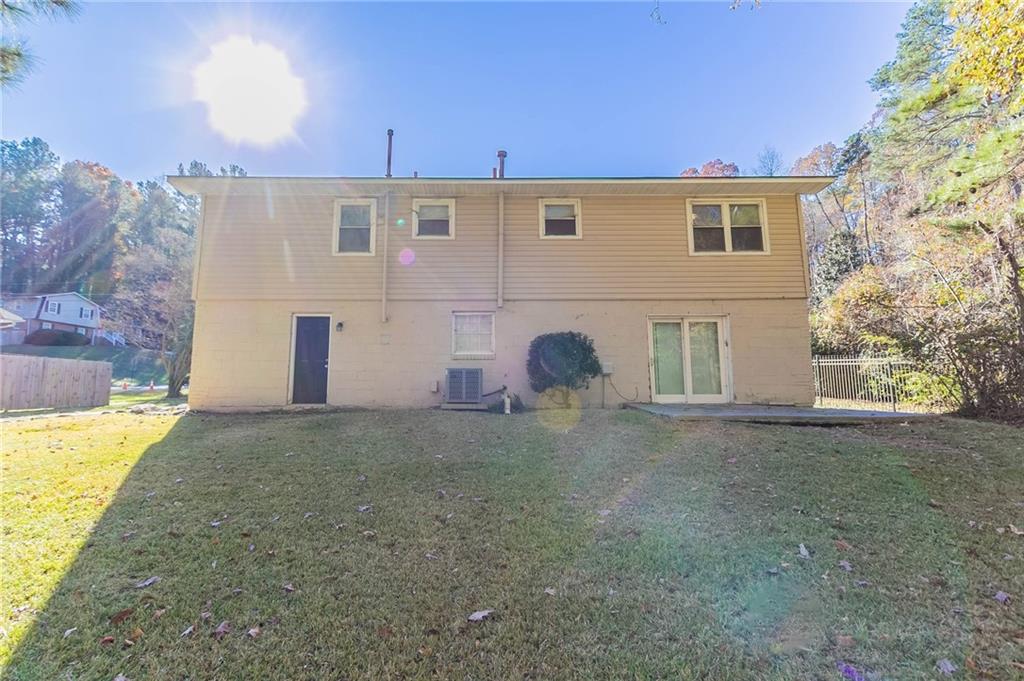633 Larchmont Circle, Atlanta, Georgia image 27