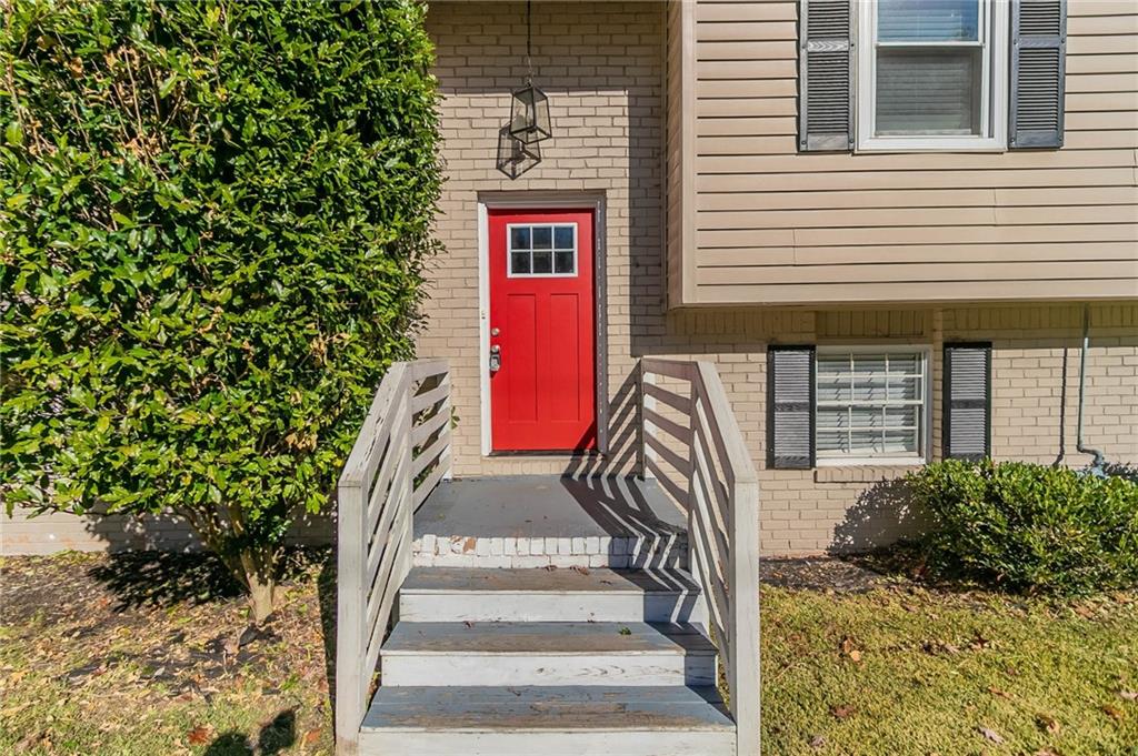633 Larchmont Circle, Atlanta, Georgia image 4