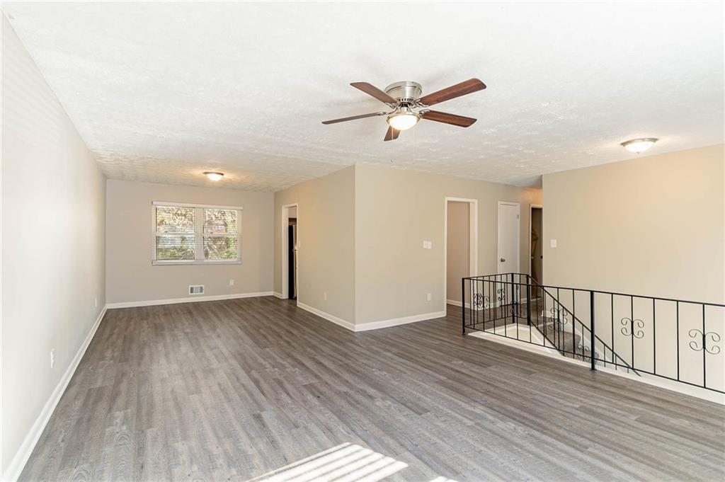 633 Larchmont Circle, Atlanta, Georgia image 6
