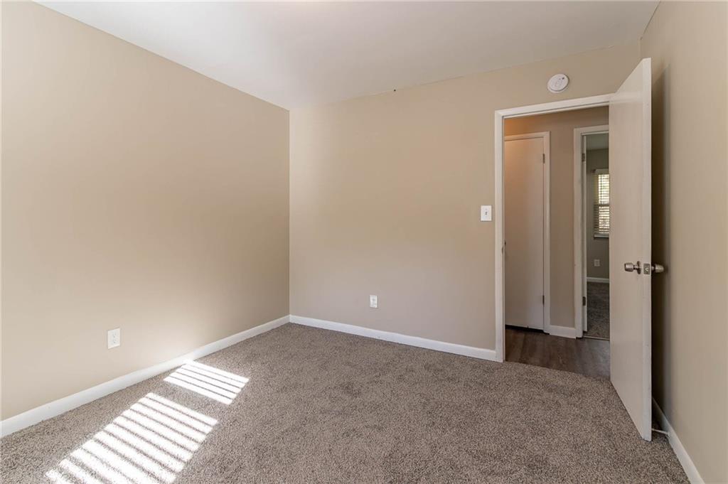 633 Larchmont Circle, Atlanta, Georgia image 18