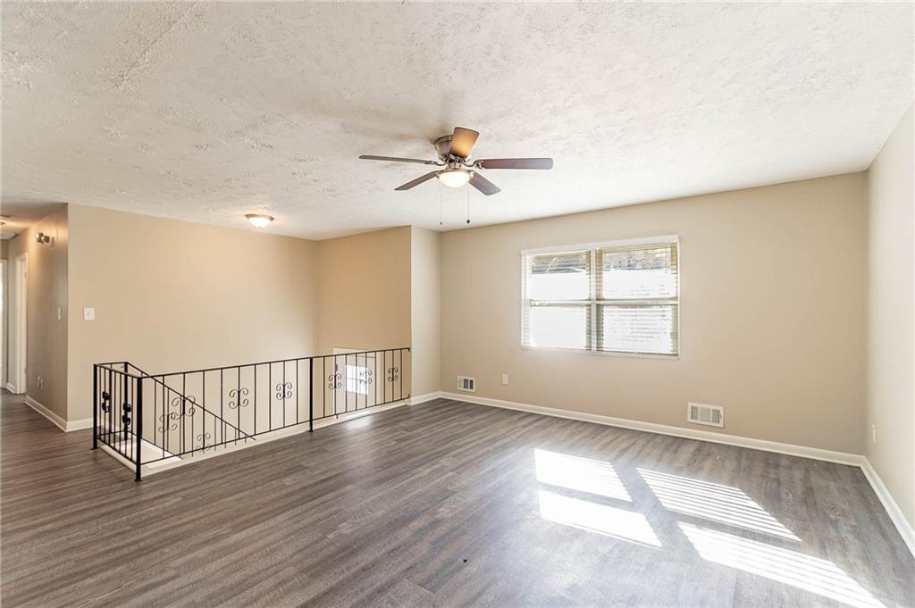 633 Larchmont Circle, Atlanta, Georgia image 7