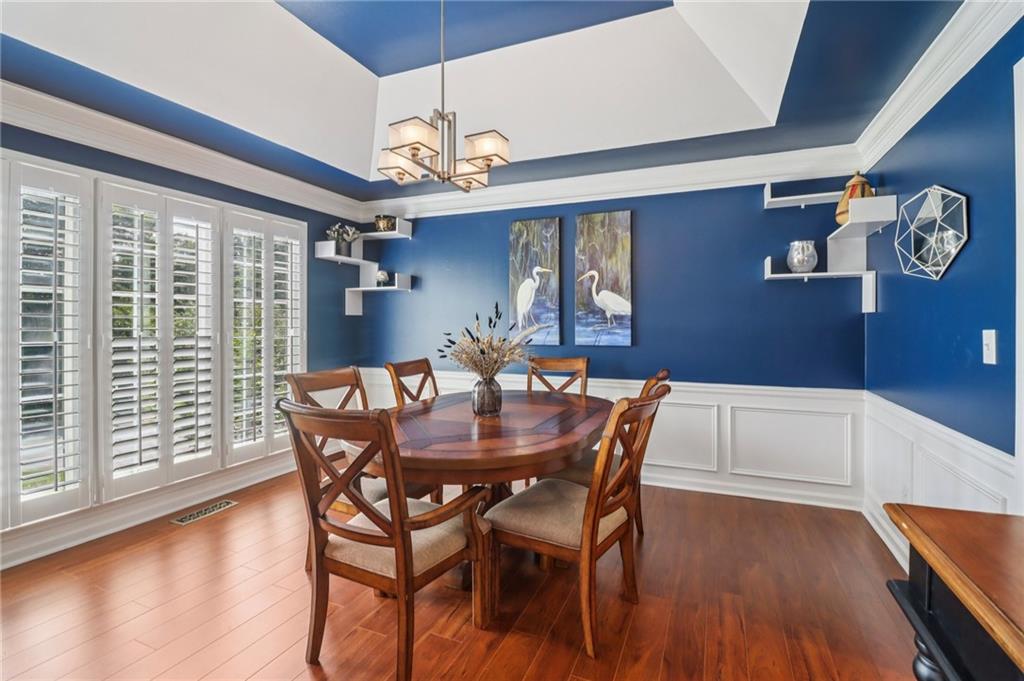 100 Windview Place