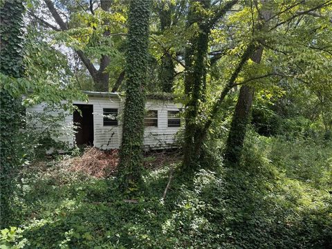 A home in Forest Park