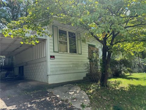 A home in Forest Park