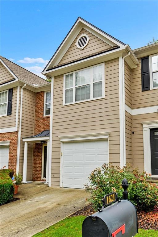 1619 Jackson Way