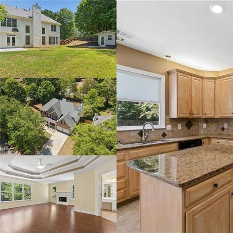 Homes For Sale - 1950 Blackhawk Trail<br/> Lawrenceville, GA 30043