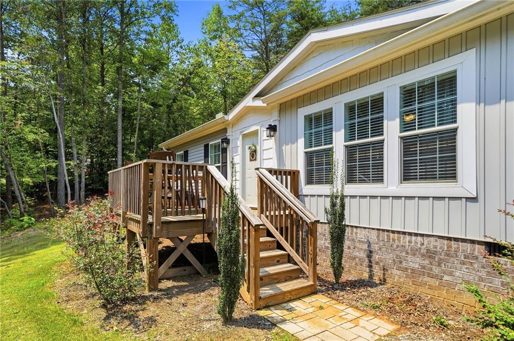 82 Gregory Drive
