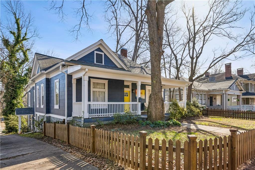 528 Holderness Street SW