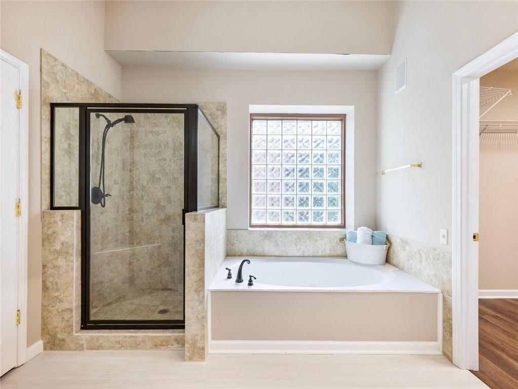 PARK GLENN - Residential