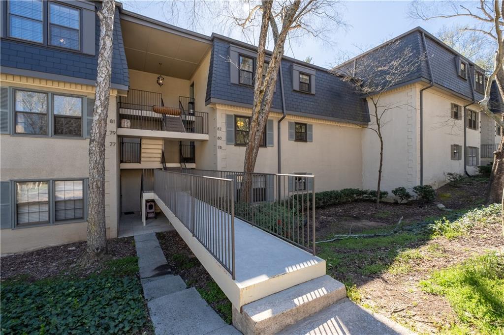 80 Montre Square NW