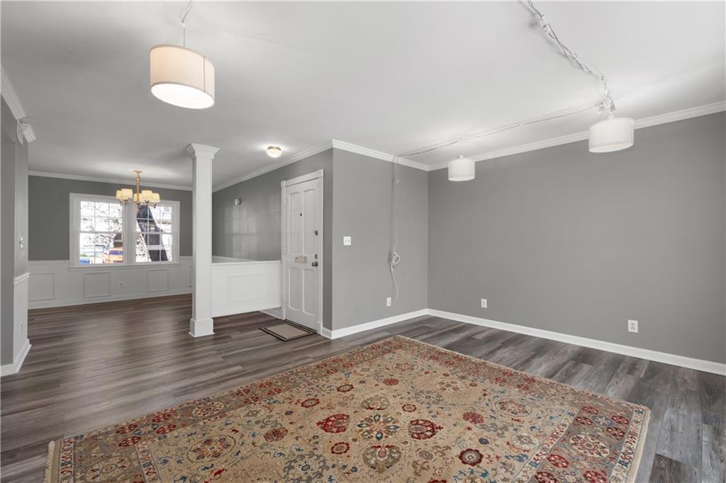 80 Montre Square NW