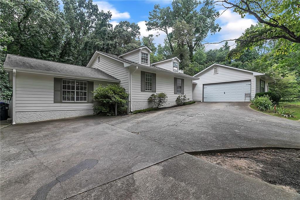 3095 Stone Oak Drive