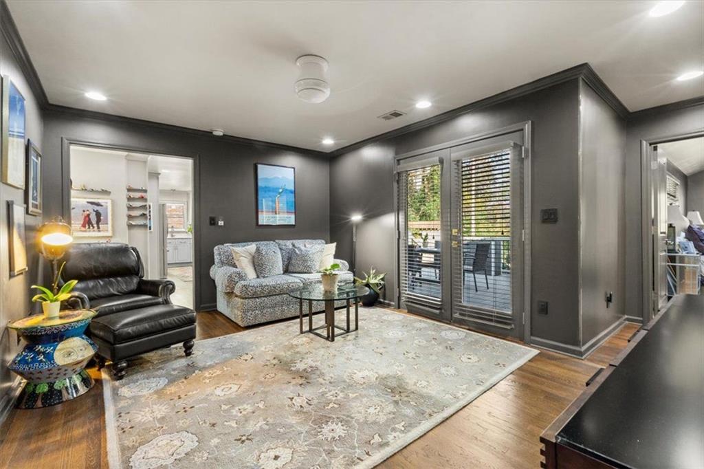 1291 CAROLYN Drive NE