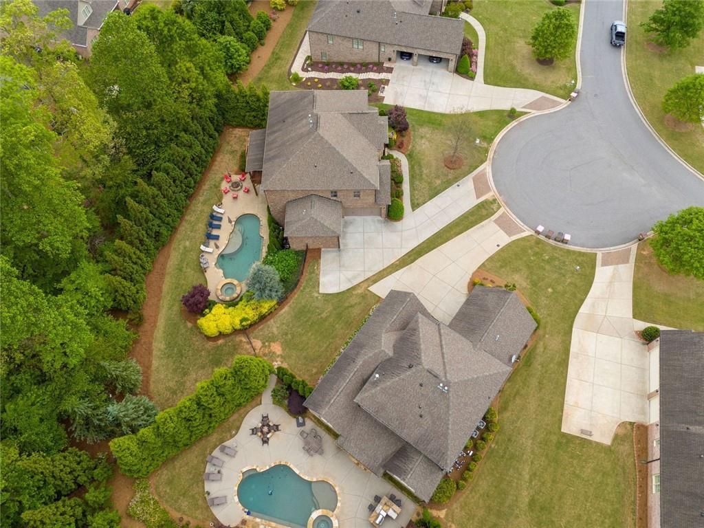 7045 Parrish Way, Cumming, Georgia image 10