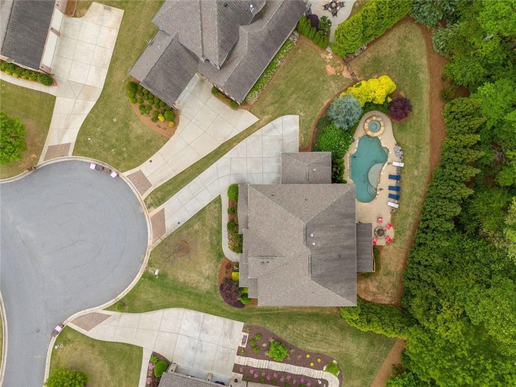 7045 Parrish Way, Cumming, Georgia image 9