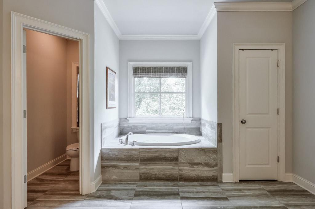 7045 Parrish Way, Cumming, Georgia image 31