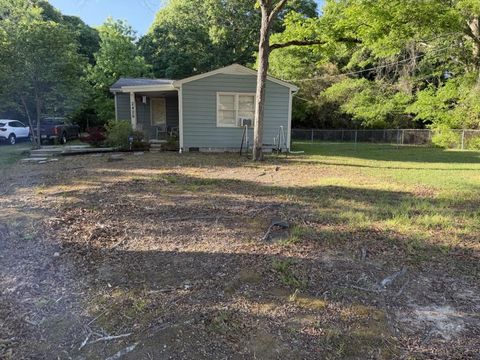 Photo of 2429 Britt Street, Grayson, GA 30017 (MLS # 7756514)