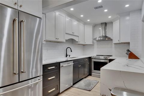 2484 Cedar Canyon Road SE Marietta GA 30067