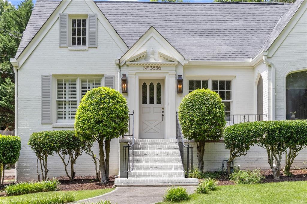 3556 Kingsboro Road NE