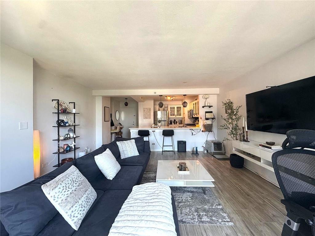 620 Peachtree Street NE 909