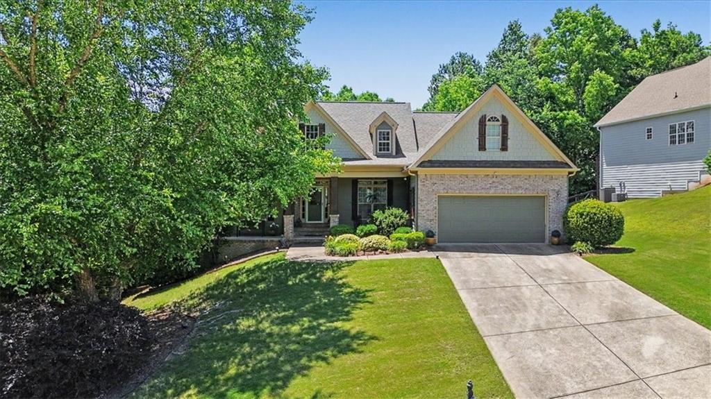 27 Roberson Drive NE