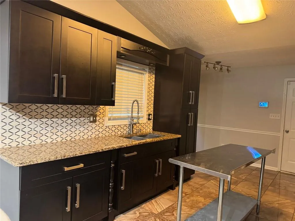 McDonough, Georgia 30253, United States, 4 Bedrooms Bedrooms, ,2 BathroomsBathrooms,Residential,Active,171296