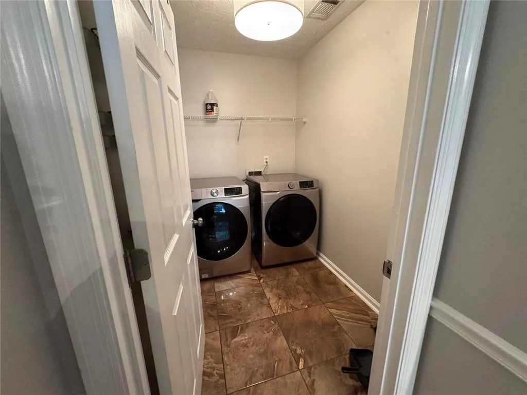 McDonough, Georgia 30253, United States, 4 Bedrooms Bedrooms, ,2 BathroomsBathrooms,Residential,Active,171296