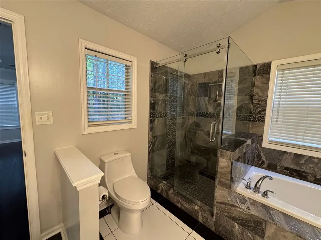 McDonough, Georgia 30253, United States, 4 Bedrooms Bedrooms, ,2 BathroomsBathrooms,Residential,Active,171296