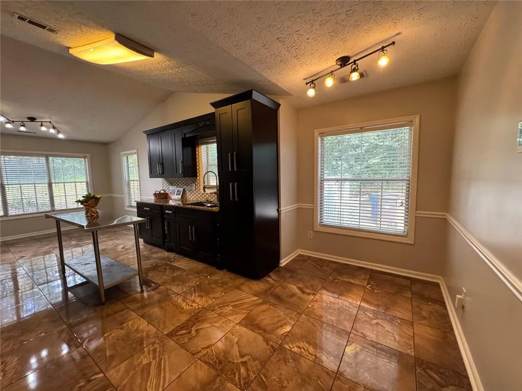 McDonough, Georgia 30253, United States, 4 Bedrooms Bedrooms, ,2 BathroomsBathrooms,Residential,Active,171296