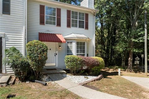 1104 Huntington Trace SE Smyrna GA 30082