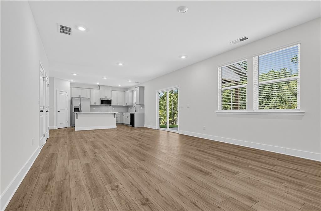 3553 Shire Park