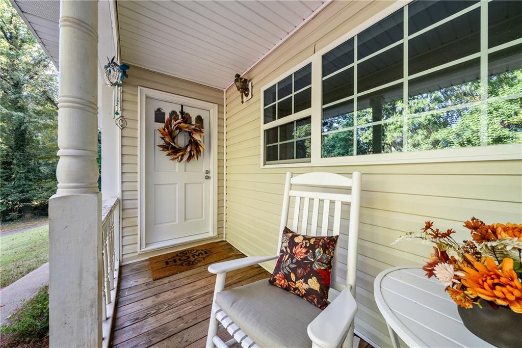 109 Lakeview Circle