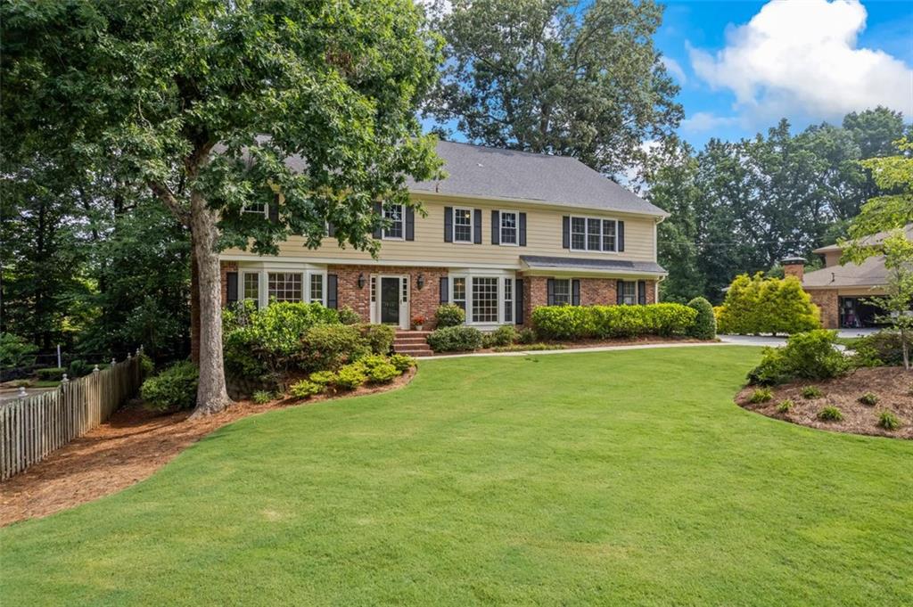 1416 Vernon Ridge Close