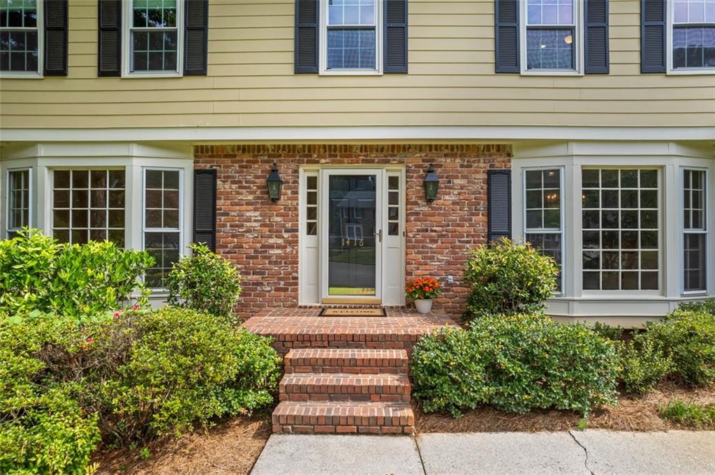 1416 Vernon Ridge Close