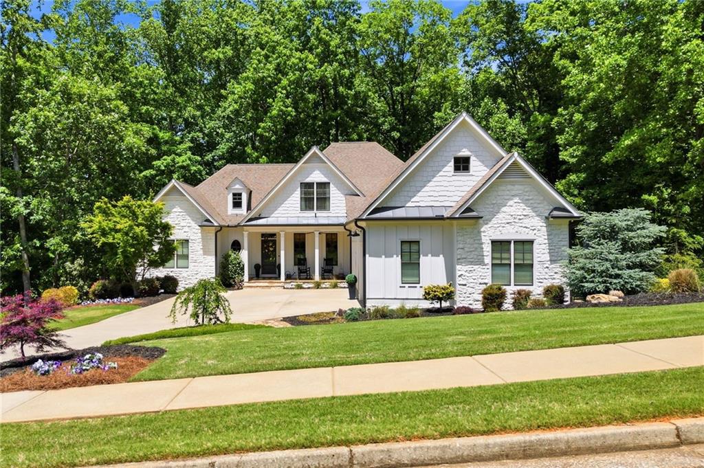 Canton, Georgia, 30115, United States, 5 Bedrooms Bedrooms, ,6 BathroomsBathrooms,Residential,Active,2045534