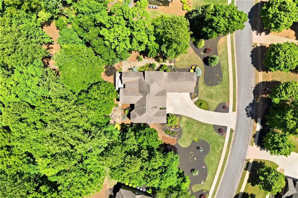 Canton, Georgia, 30115, United States, 5 Bedrooms Bedrooms, ,6 BathroomsBathrooms,Residential,Active,2045534