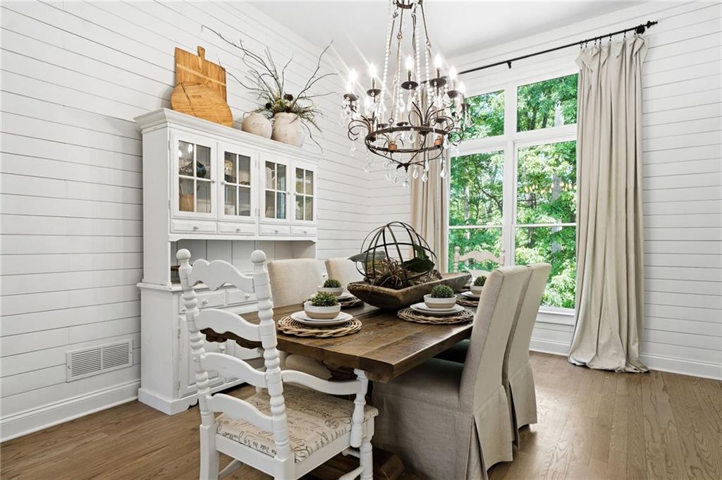 Canton, Georgia, 30115, United States, 5 Bedrooms Bedrooms, ,6 BathroomsBathrooms,Residential,Active,2045534