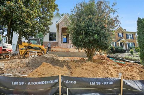 Photo of 621 E Morningside Drive NE, Atlanta, GA 30324 (MLS # 7660852)