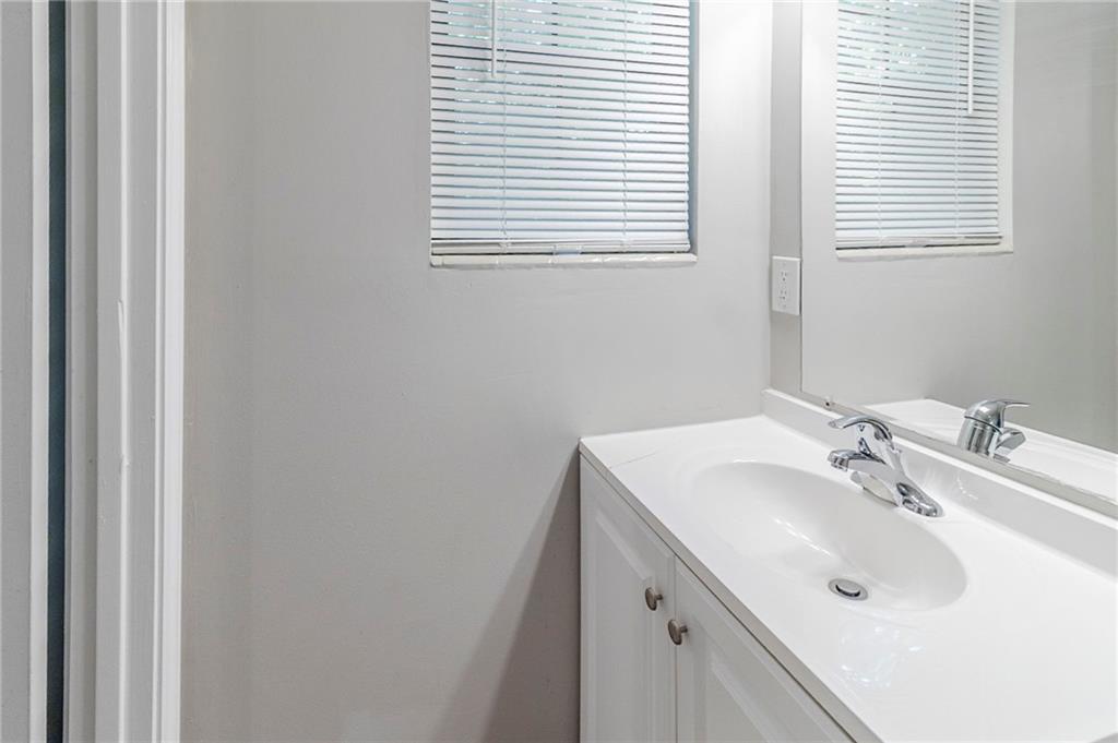 6595 Oakwood Drive, Douglasville, Georgia image 25