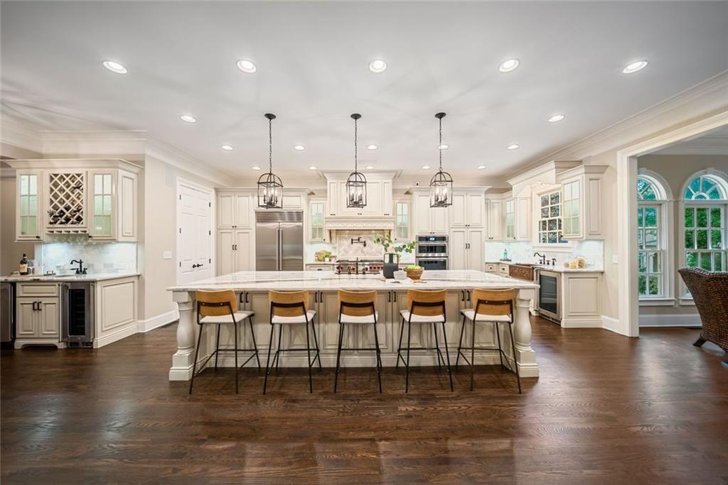 8109 Lawnview, Alpharetta, GA, 30022 4 8109 Lawnview