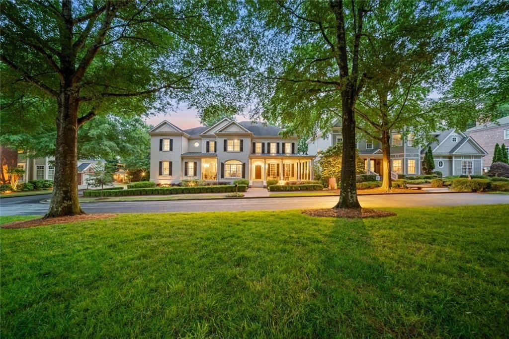 8109 Lawnview