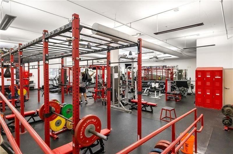 200 N Highland Avenue NE 207