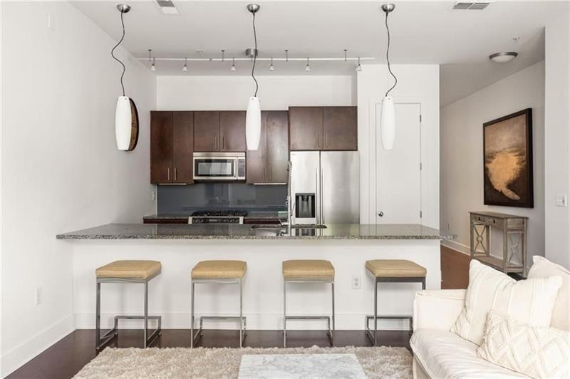 200 N Highland Avenue NE 207